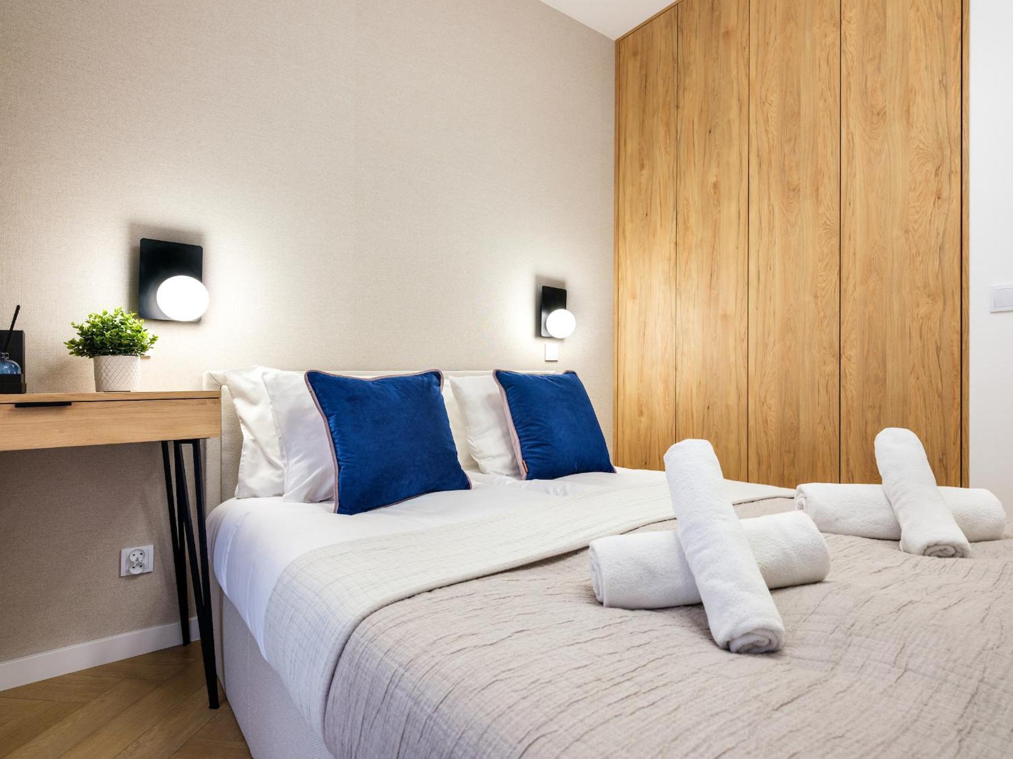 Luxury Two-bedroom With Terrace By Tyzenhauz * Krakau